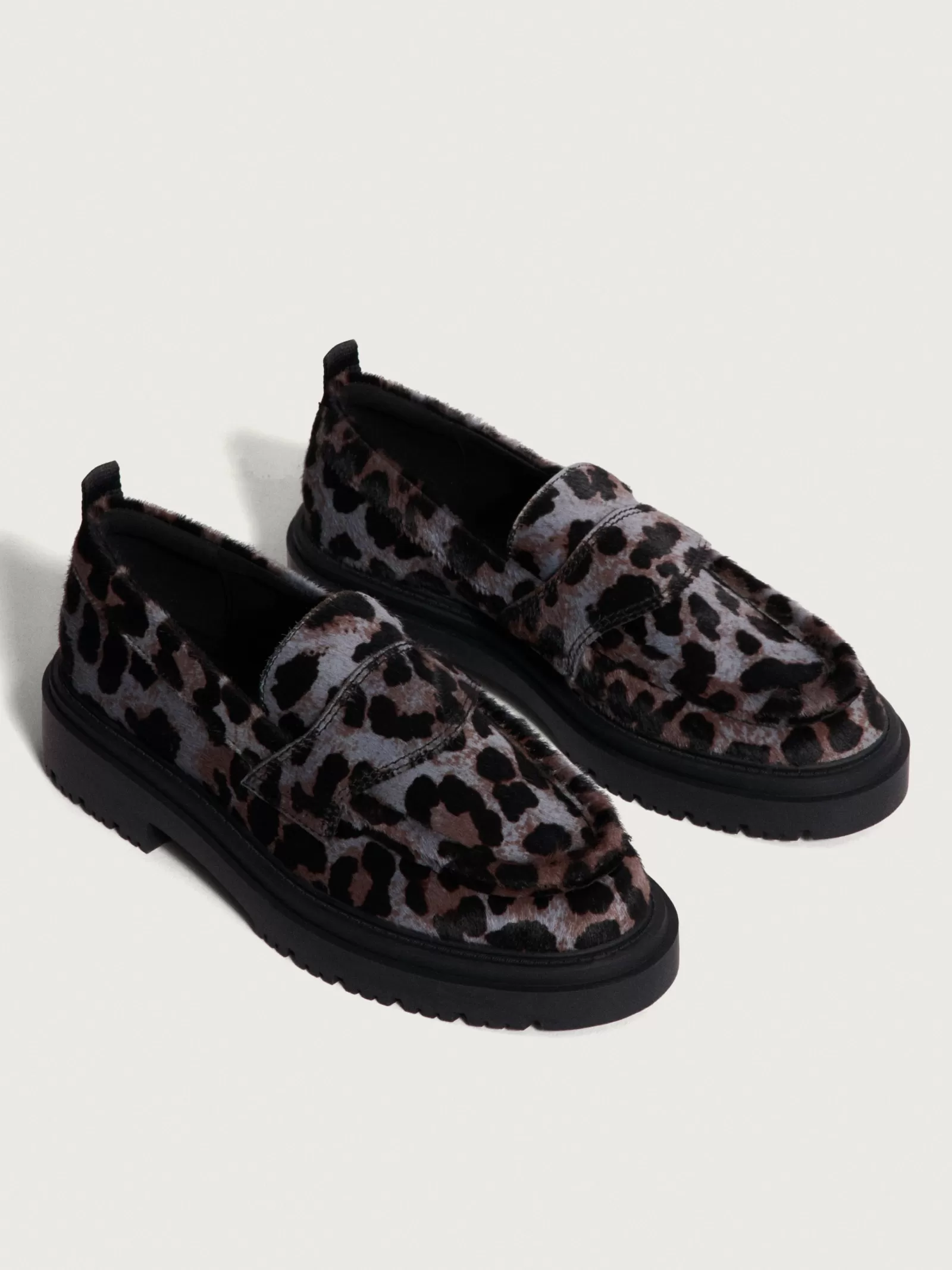 HOFF MOCASÍN SCHOOL ANIMAL PRINT GRIS^Mujer Zapato Plano