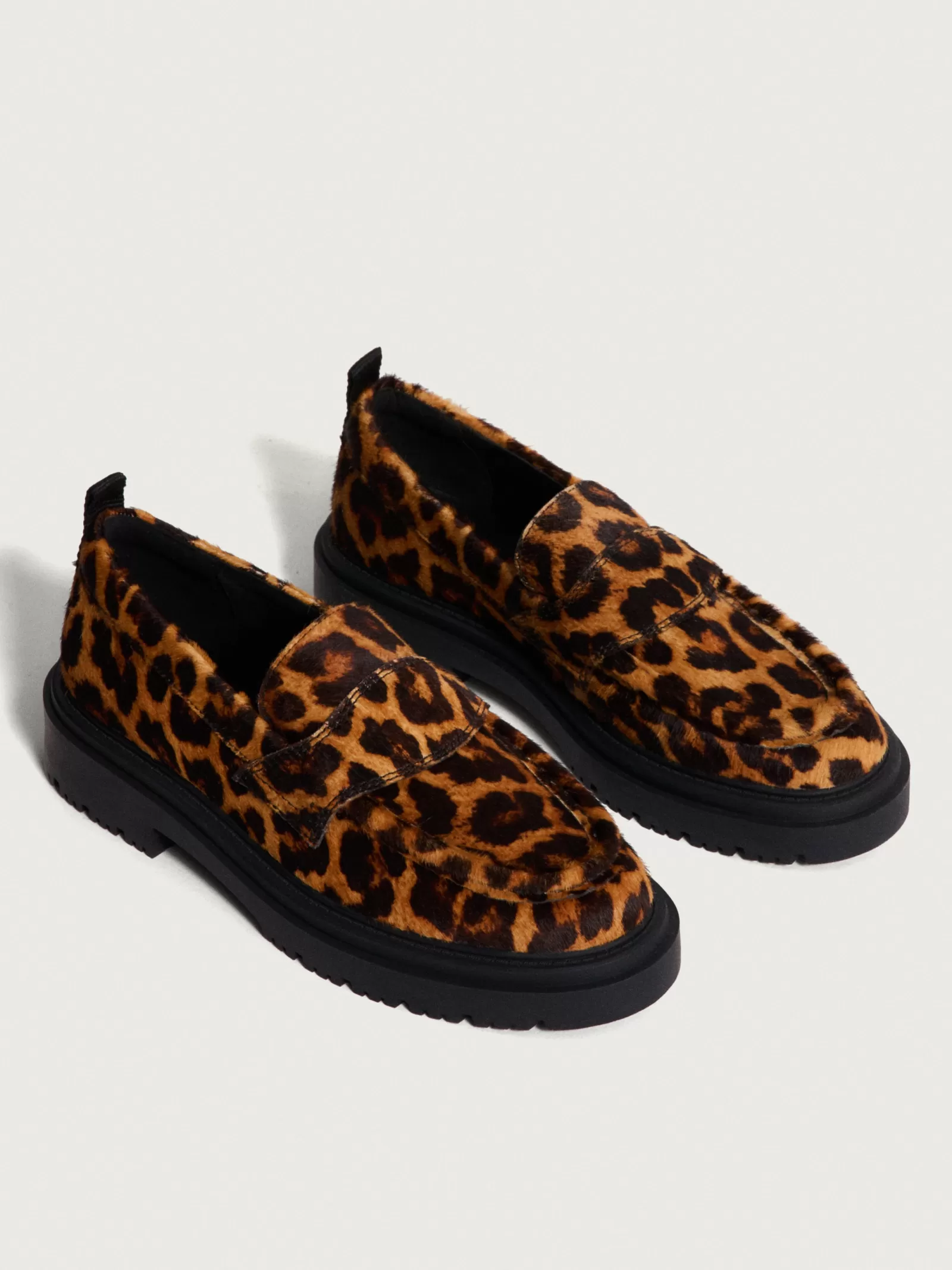 HOFF MOCASÍN SCHOOL ANIMAL PRINT MARRÓN^Mujer Zapato Plano